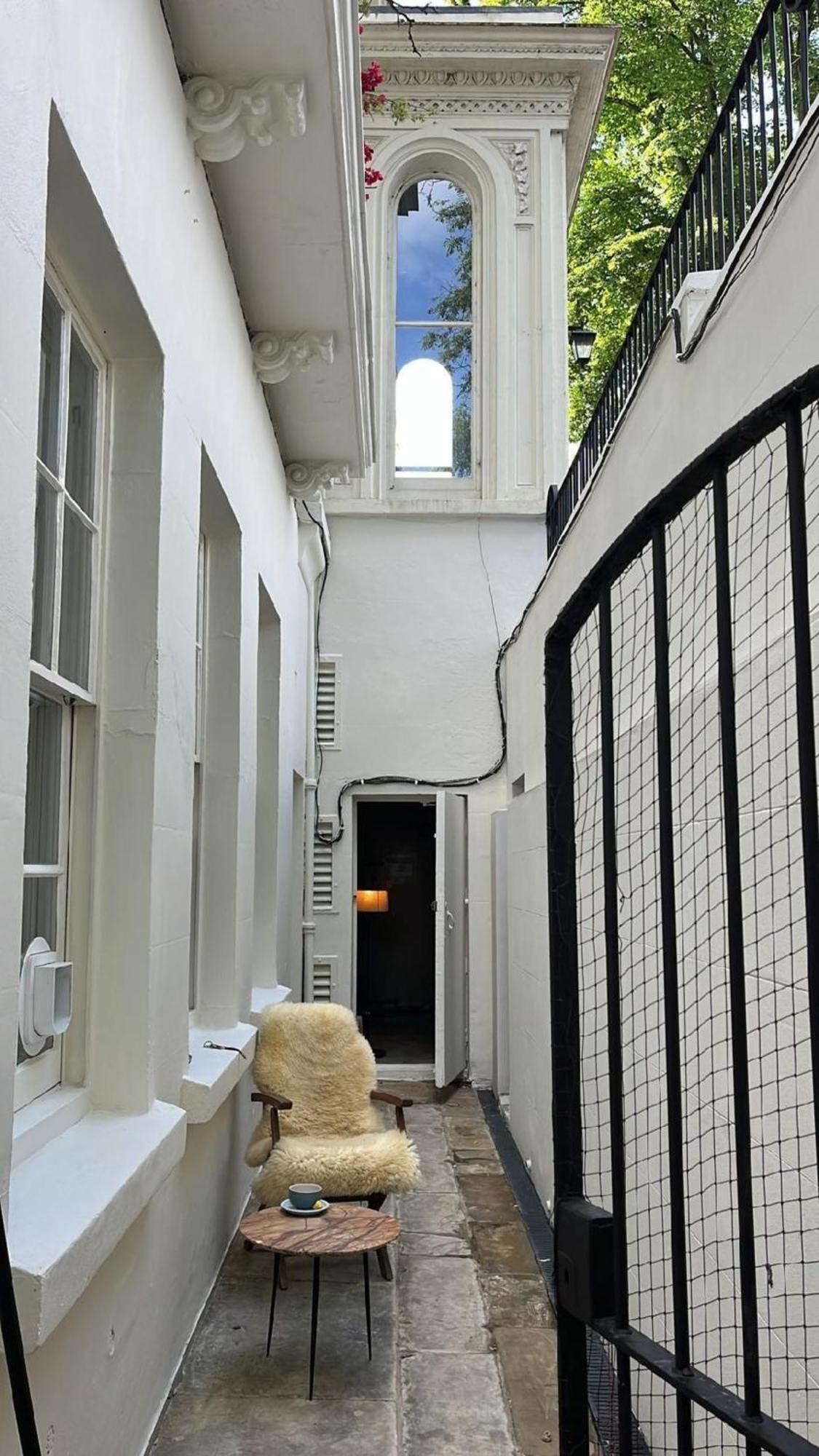 In Einer Mit Herrlichem Garten Und Katze Apartment London